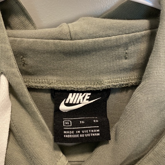 Men's XL Nike Sportswear Heritage Cotton Pullover Hoodie Army Green - Picture 3 of 3
